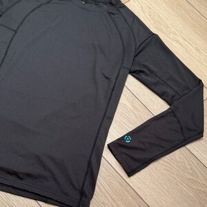 AXIAL Womans Medium Black Base Layer Long Sleeve Thermal